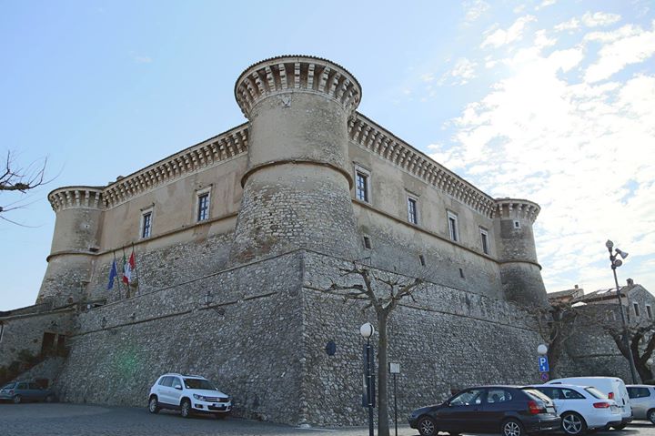 Il castello di Alviano