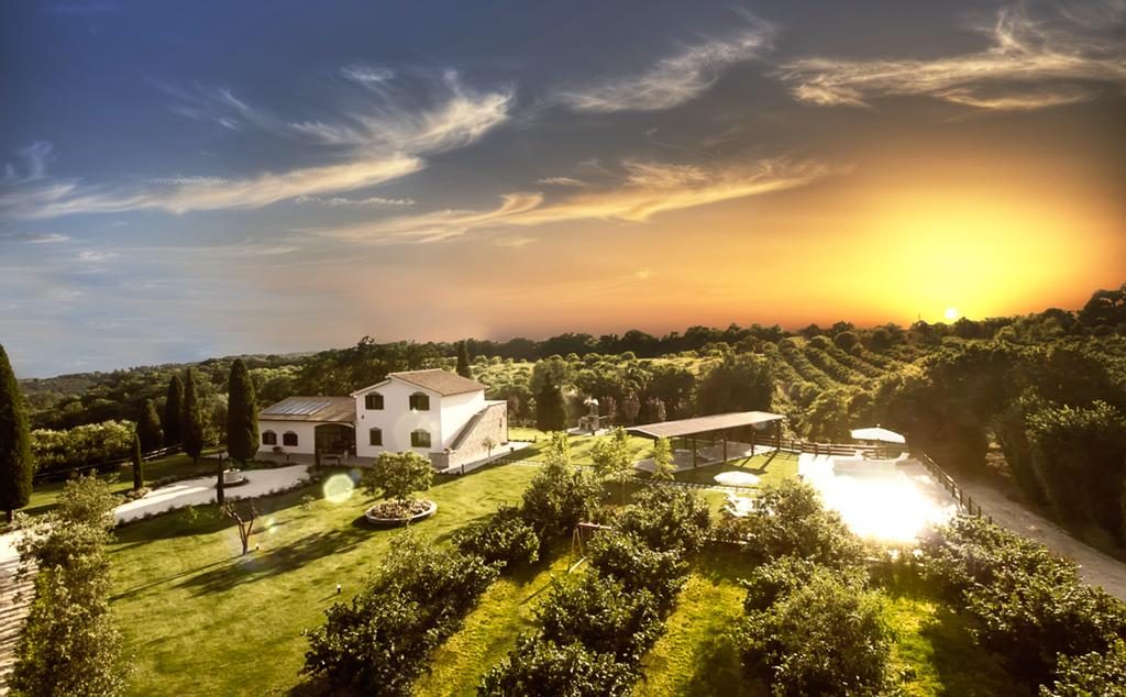 agriturismo a viterbo-con-piscina